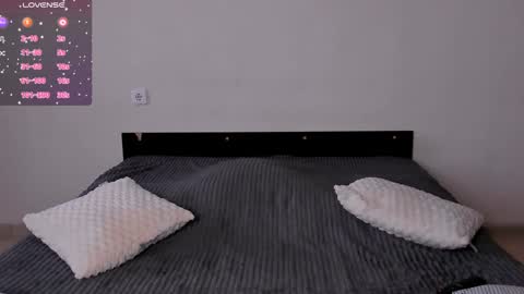 Snapshot of sweetie_candy_ chatting on 12/12/24, 12:44 Hannah online show from 12/12/24, 12:44