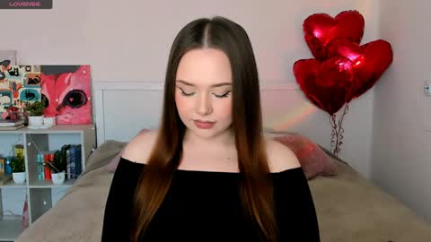 Hannah online show from 06/05/26, 02:23