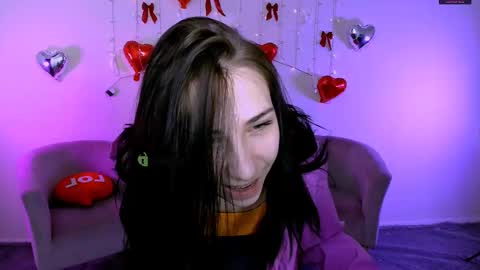 Chloe online show from 02/16/26, 09:49