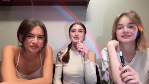 sweetie_kitty888 online show from 10/14/25, 07:58