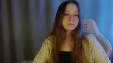 Snapshot of sweetie_lover chatting on 02/15/26, 08:38 Annie online show from 02/15/26, 08:38