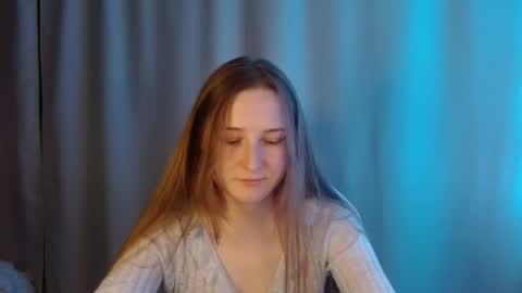 Snapshot of sweetie_lover chatting on 06/05/26, 10:04 Annie online show from 06/05/26, 10:04