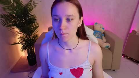 Snapshot of sweetieblushh chatting on 06/11/26, 01:38 Lottie online show from 06/11/26, 01:38