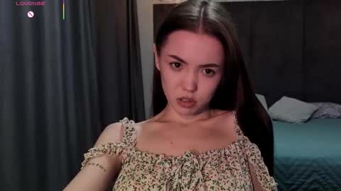 sweetieee_kira online show from 02/25/26, 01:26