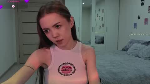 sweetieee_kira online show from 06/09/26, 03:18