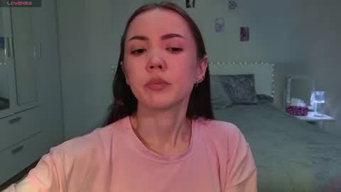 sweetieee_kira online show from 06/16/26, 05:43