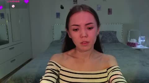 sweetieee_kira online show from 06/18/26, 09:14