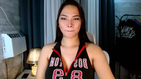sweetiefox1 online show from 11/04/25, 01:27