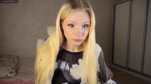 sweetie Lisa3 online show from 03/12/25, 05:49