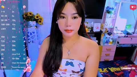 Snapshot of sweetienicole chatting on 11/25/25, 04:29 Nicole online show from 11/25/25, 04:29