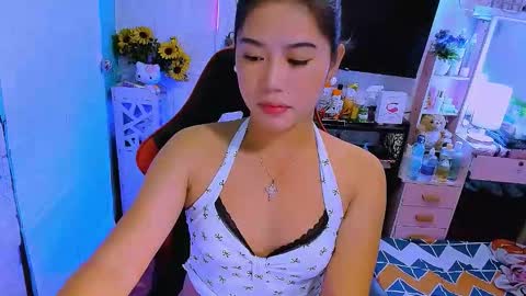 Snapshot of sweetienicole chatting on 11/29/25, 12:02 Nicole online show from 11/29/25, 12:02