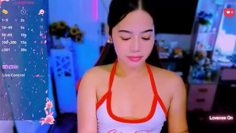Snapshot of sweetienicole chatting on 12/03/25, 11:47 Nicole online show from 12/03/25, 11:47