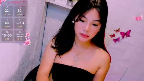 Snapshot of sweetienicole chatting on 02/19/26, 04:36 Nicole online show from 02/19/26, 04:36