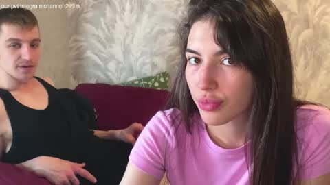 Snapshot of sweetiepipe chatting on 05/20/26, 01:17 Welcome to our room We are Renata21 and Bogdan 24 online show from 05/20/26, 01:17