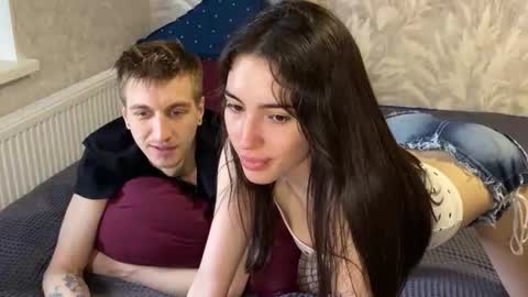 Welcome to our room We are Renata21 and Bogdan 24 online show from 06/15/26, 02:30