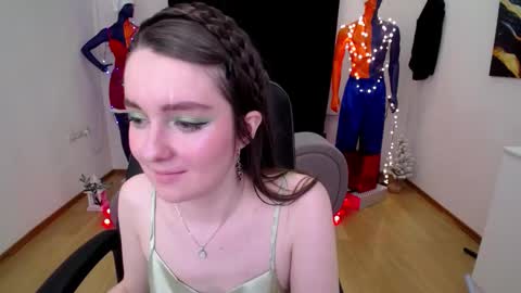 sweetintouch online show from 12/15/24, 06:37