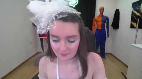 sweetintouch online show from 02/09/25, 01:56