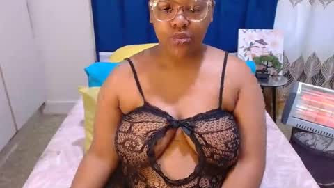 Snapshot of sweetjuicypussy97 chatting on 06/11/26, 05:55 sweetjuicypussy97 online show from 06/11/26, 05:55