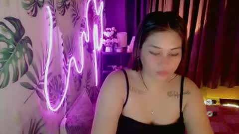 Snapshot of sweetjynn1995 chatting on 04/20/26, 08:32 Sweet Jynn95 online show from 04/20/26, 08:32