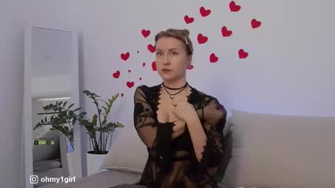 SweetKira1 online show from 02/15/26, 07:51