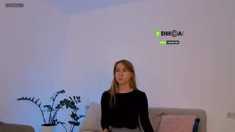 SweetKira1 online show from 07/28/26, 04:39