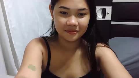 Snapshot of sweetladypinay8 chatting on 03/12/26, 03:23 Joy online show from 03/12/26, 03:23