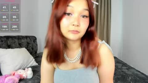 Snapshot of sweetlayla_ chatting on 06/06/26, 11:04 Layla online show from 06/06/26, 11:04