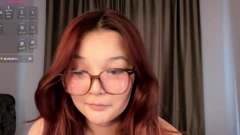 Snapshot of sweetlayla_ chatting on 06/07/26, 11:25 Layla online show from 06/07/26, 11:25