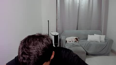 Snapshot of sweetlian_04 chatting on 02/25/25, 05:19 Lian online show from 02/25/25, 05:19