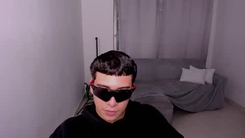 Snapshot of sweetlian_04 chatting on 02/27/25, 05:34 Lian online show from 02/27/25, 05:34