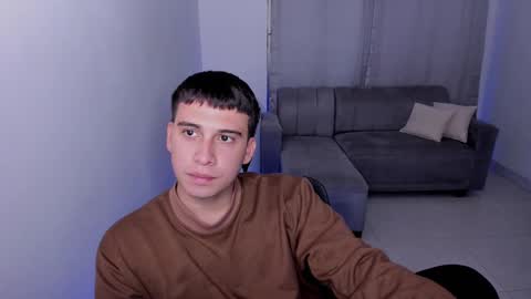 Snapshot of sweetlian_04 chatting on 03/10/25, 08:59 Lian online show from 03/10/25, 08:59