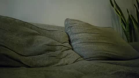 Snapshot of sweetlifetwo85 chatting on 06/11/26, 02:48 Sweetlife85 online show from 06/11/26, 02:48