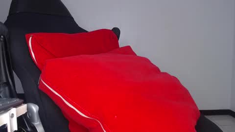 mayra online show from 01/02/25, 12:45