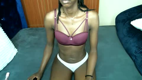 sweetlilly2540 online show from 09/12/25, 11:32
