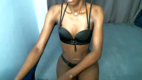 sweetlilly2540 online show from 10/05/25, 10:46