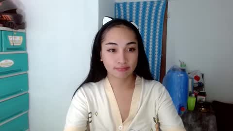 Lilly online show from 12/05/24, 03:28