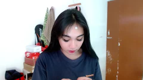 Lilly online show from 02/18/25, 05:09