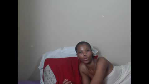 sweetlipss_ online show from 09/11/25, 11:49