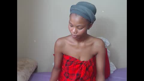 sweetlipss_ online show from 09/23/25, 06:38