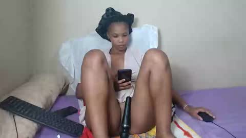 Snapshot of sweetlipss_ chatting on 11/14/25, 09:02 sweetlipss_ online show from 11/14/25, 09:02