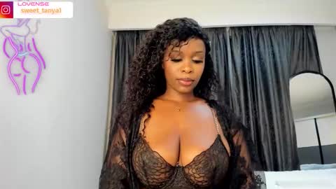 sweetlipsy online show from 10/04/25, 01:03