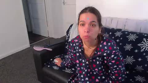 Elena online show from 09/12/25, 08:03