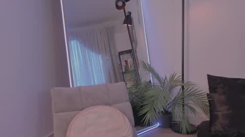 Lizzy online show from 12/14/24, 10:39