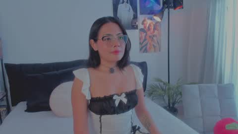 Lizzy online show from 01/26/25, 07:09