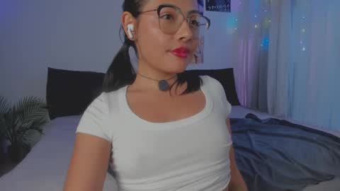 Lizzy online show from 02/13/25, 10:54
