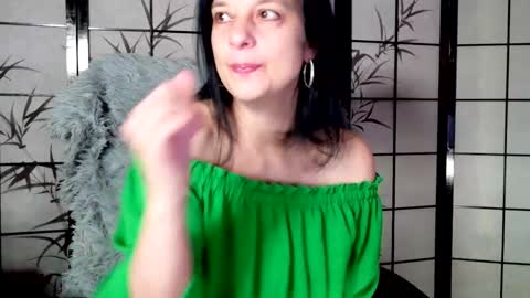 JenJenny online show from 11/12/25, 05:08