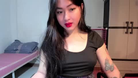 Zoe online show from 12/05/24, 04:23