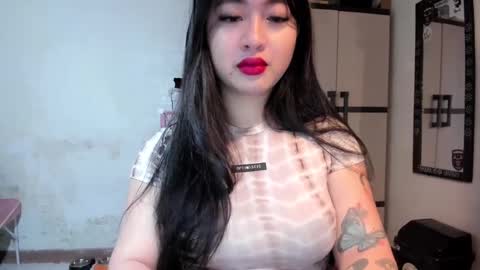 Zoe online show from 02/25/25, 08:19