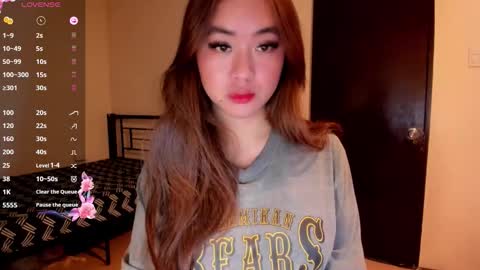 Zoe online show from 05/15/26, 05:03