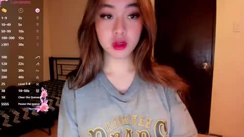 Zoe online show from 05/18/26, 06:08